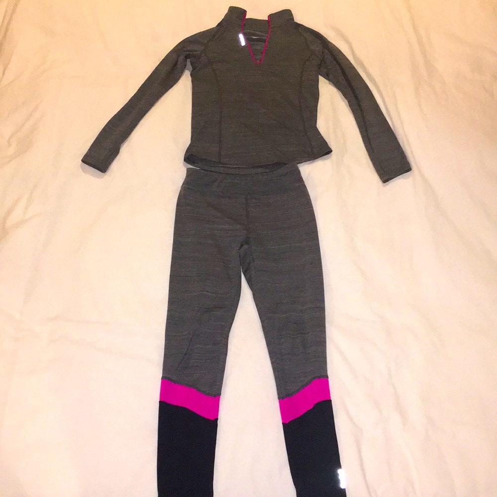 Girl’s Reebok Long underwear set (10-12)